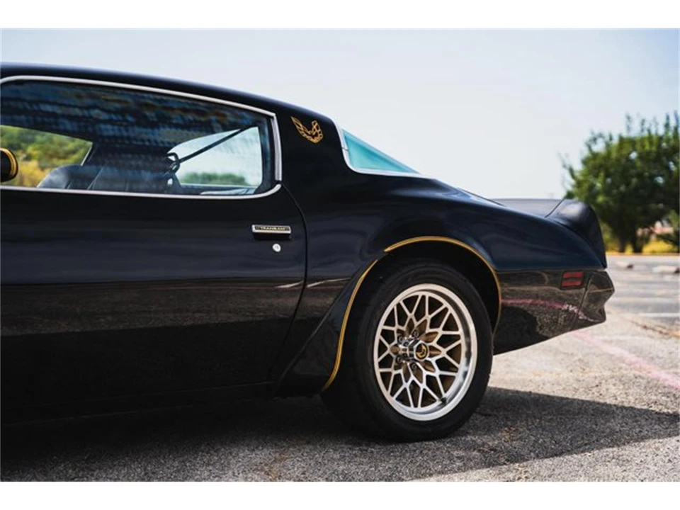 1977 Pontiac Firebird 2nd Gen - Image 15 of 31