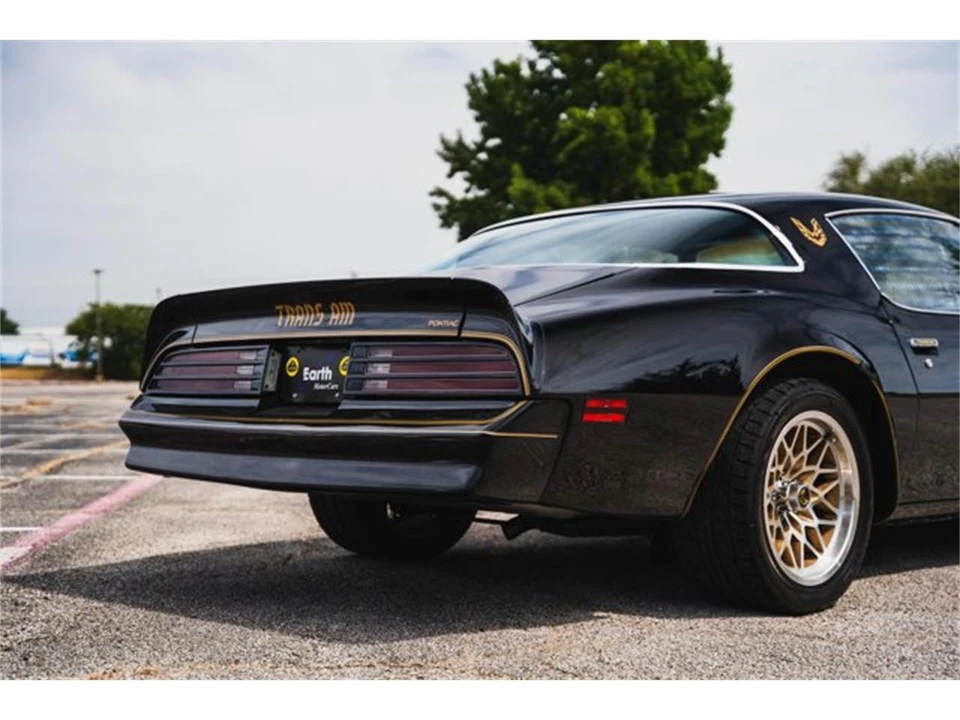 1977 Pontiac Firebird 2nd Gen - Image 23 of 31