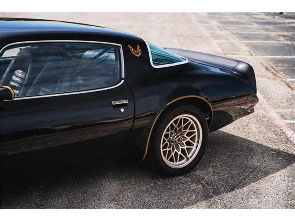 1977 Pontiac Firebird 2nd Gen - Image 16 of 31