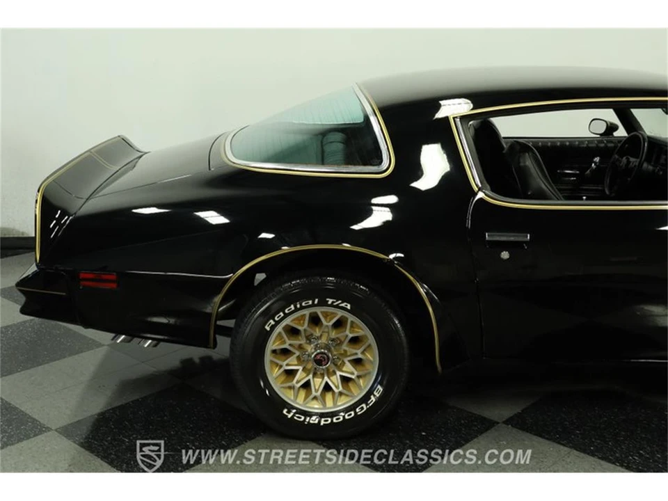 1977 Pontiac Firebird 2nd Gen - Image 28 of 31