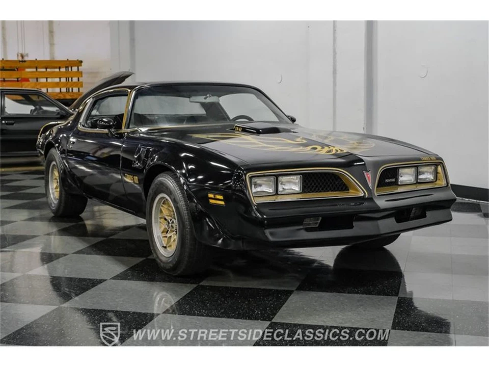 1977 Pontiac Firebird 2nd Gen - Image 17 of 31