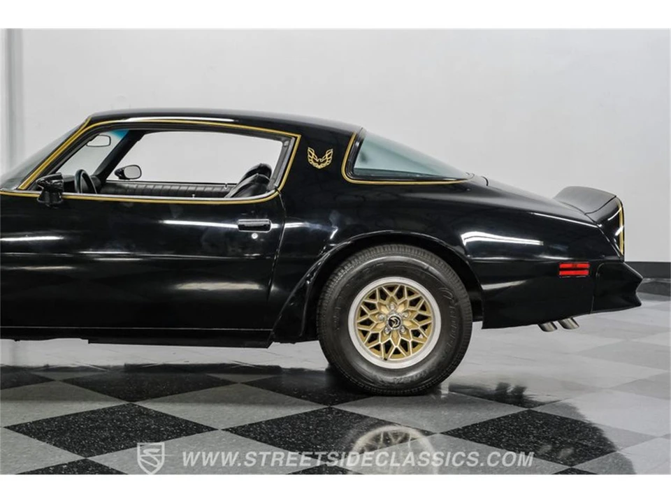1977 Pontiac Firebird 2nd Gen - Image 24 of 31