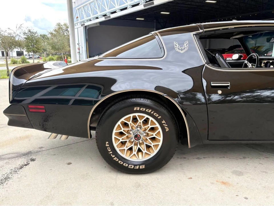 1977 Pontiac Firebird 2nd Gen - Image 22 of 31