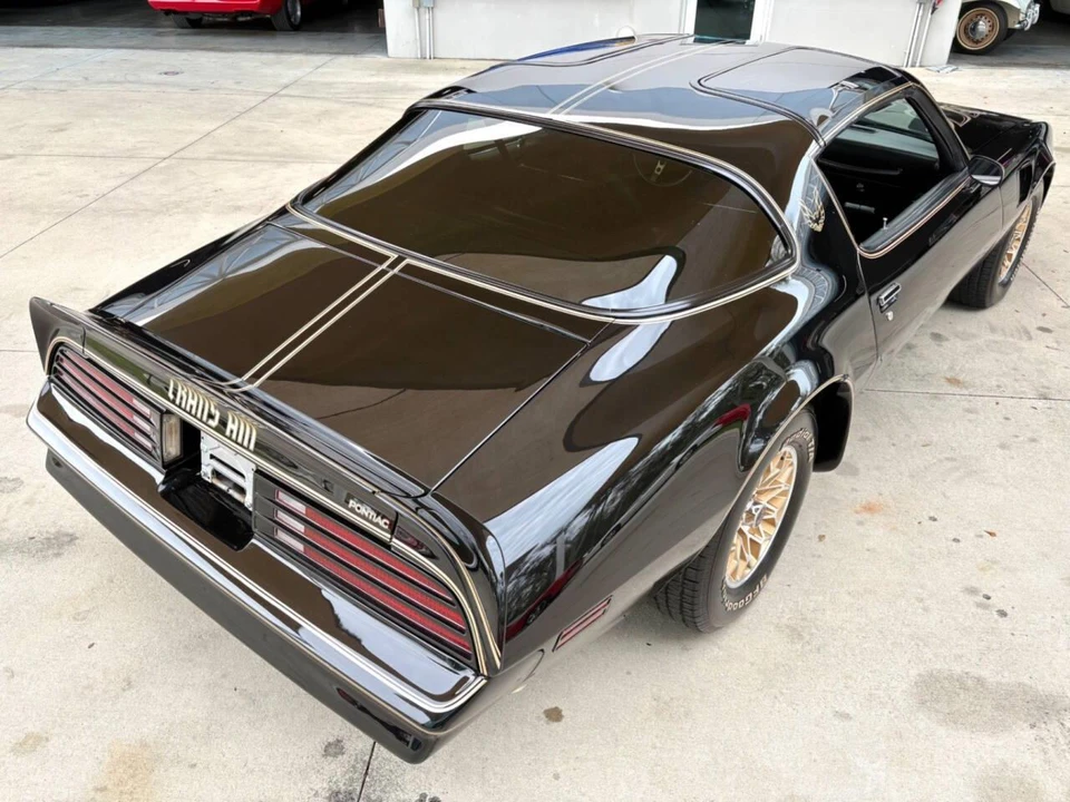 1977 Pontiac Firebird 2nd Gen - Image 28 of 31
