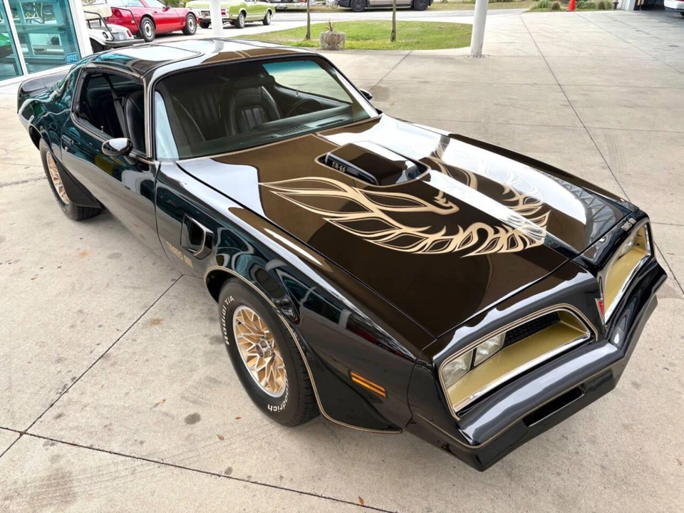 1977 Pontiac Firebird 2nd Gen - Image 29 of 31