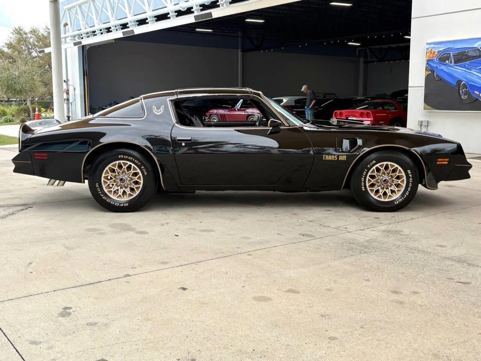 1977 Pontiac Firebird 2nd Gen - Image 5 of 31