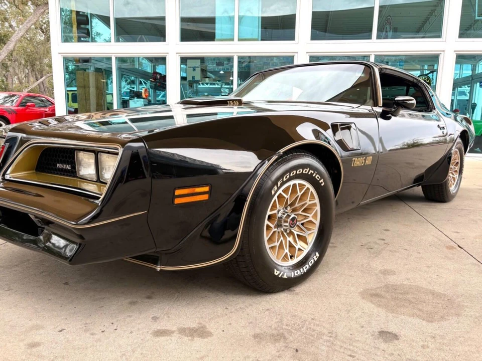 1977 Pontiac Firebird 2nd Gen - Image 13 of 31