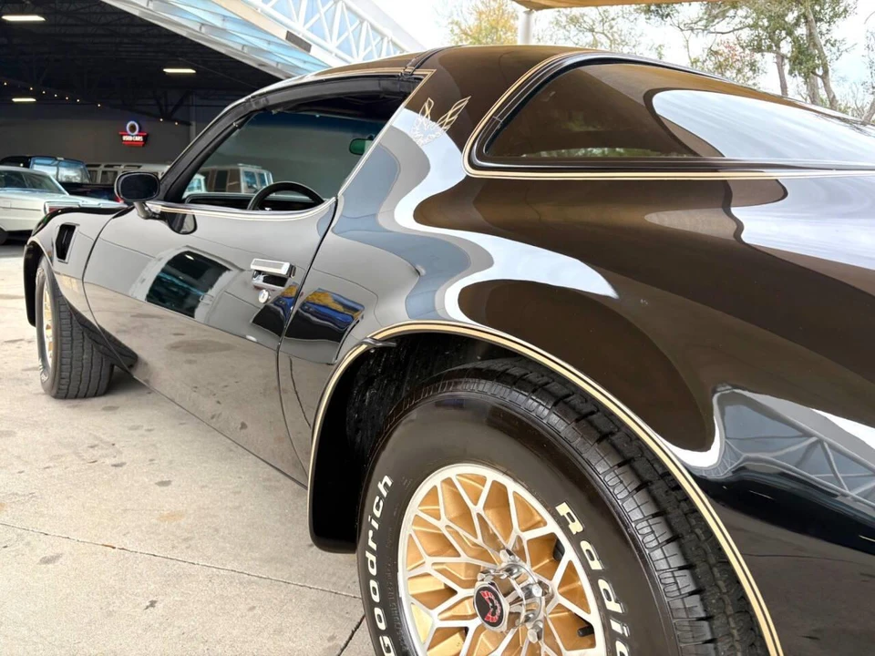 1977 Pontiac Firebird 2nd Gen - Image 15 of 31