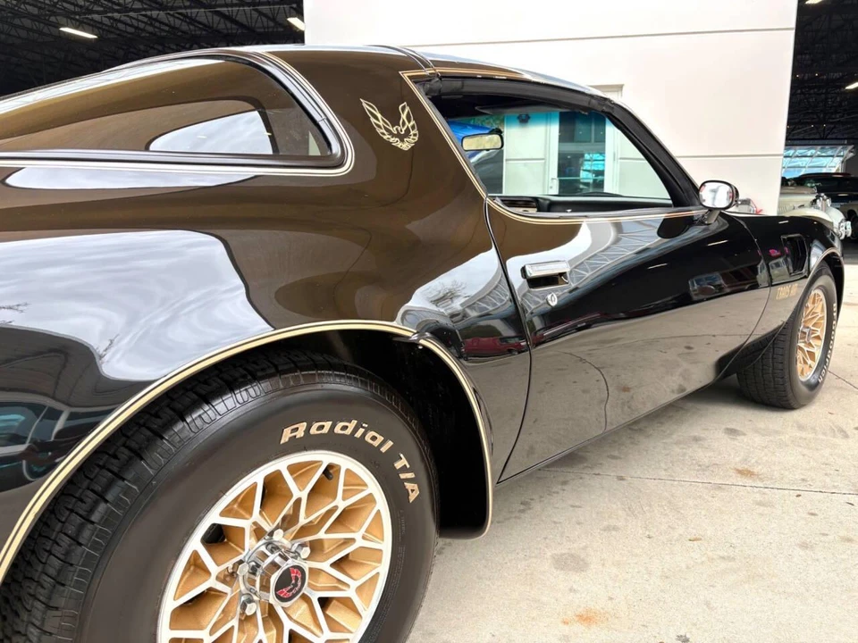 1977 Pontiac Firebird 2nd Gen - Image 18 of 31