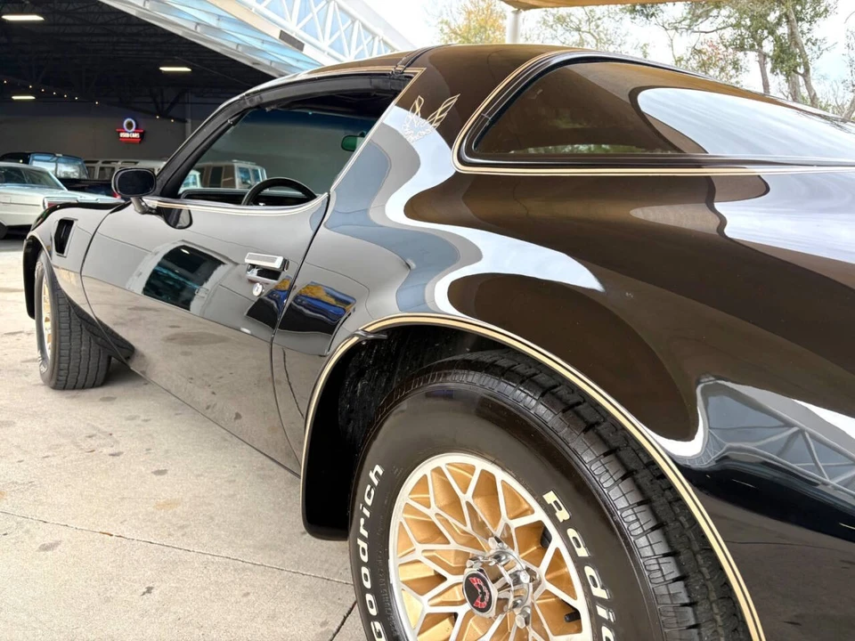 1977 Pontiac Firebird 2nd Gen - Image 15 of 31