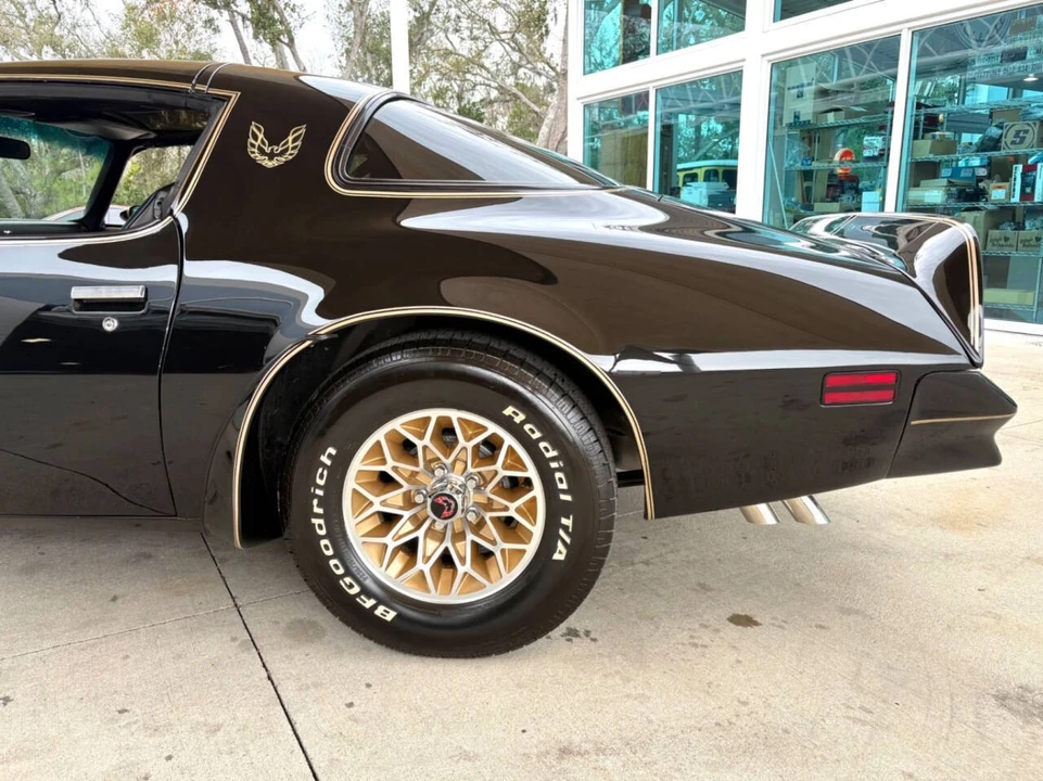 1977 Pontiac Firebird 2nd Gen - Image 23 of 31