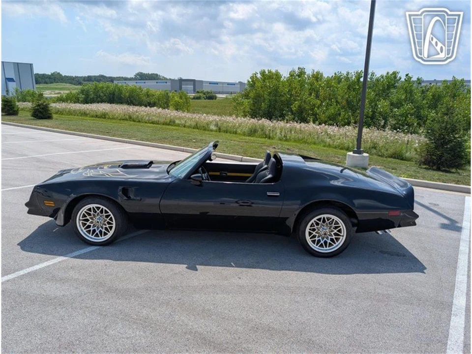 1977 Pontiac Firebird 2nd Gen - Image 4 of 31