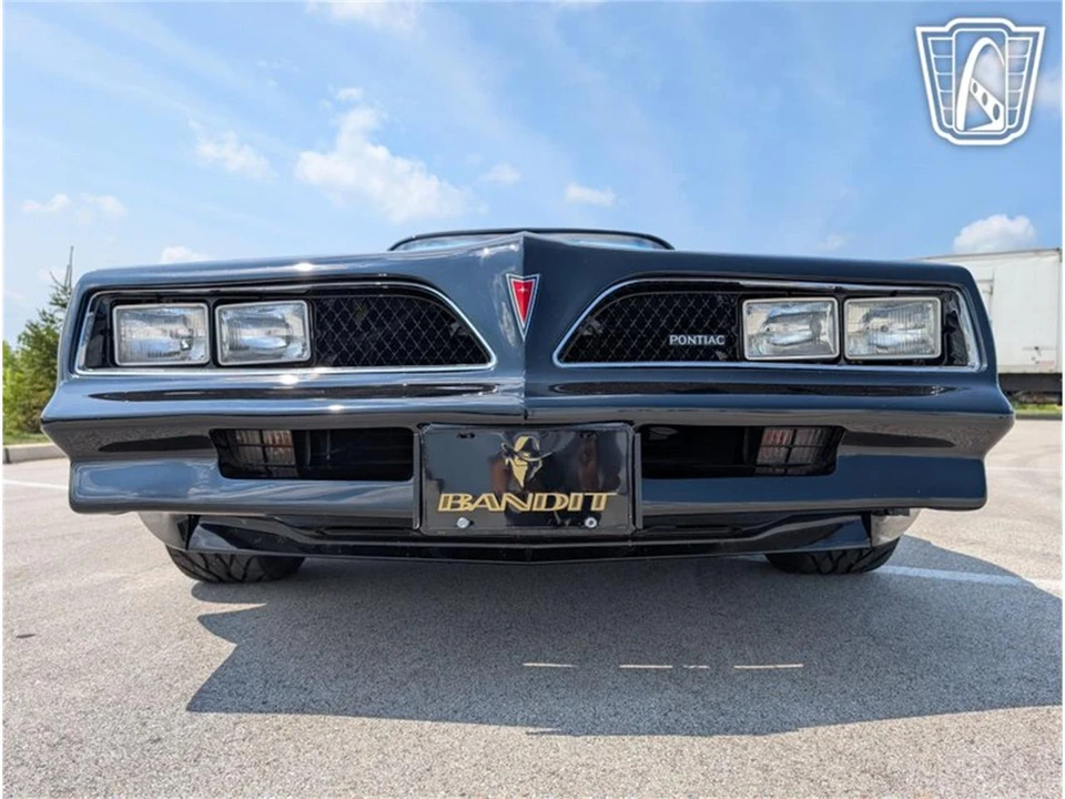 1977 Pontiac Firebird 2nd Gen - Image 24 of 31