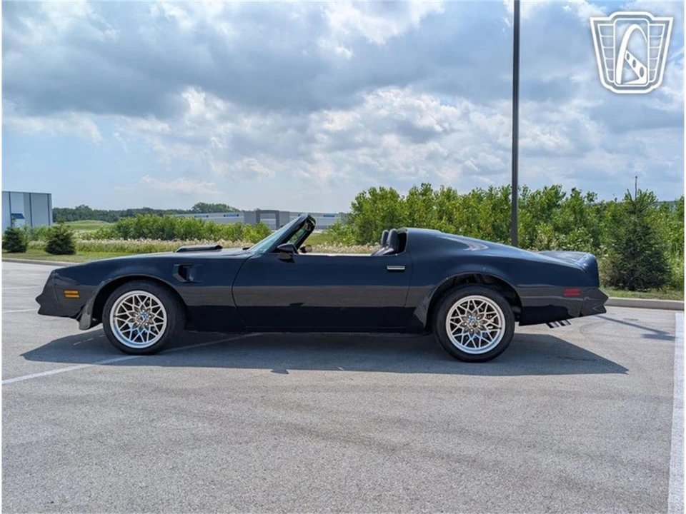 1977 Pontiac Firebird 2nd Gen - Image 5 of 31