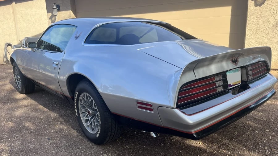 1977 Pontiac Firebird 2nd Gen - Image 7 of 14