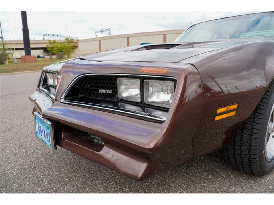 1977 Pontiac Firebird Formula 2nd Gen - Image 24 of 31