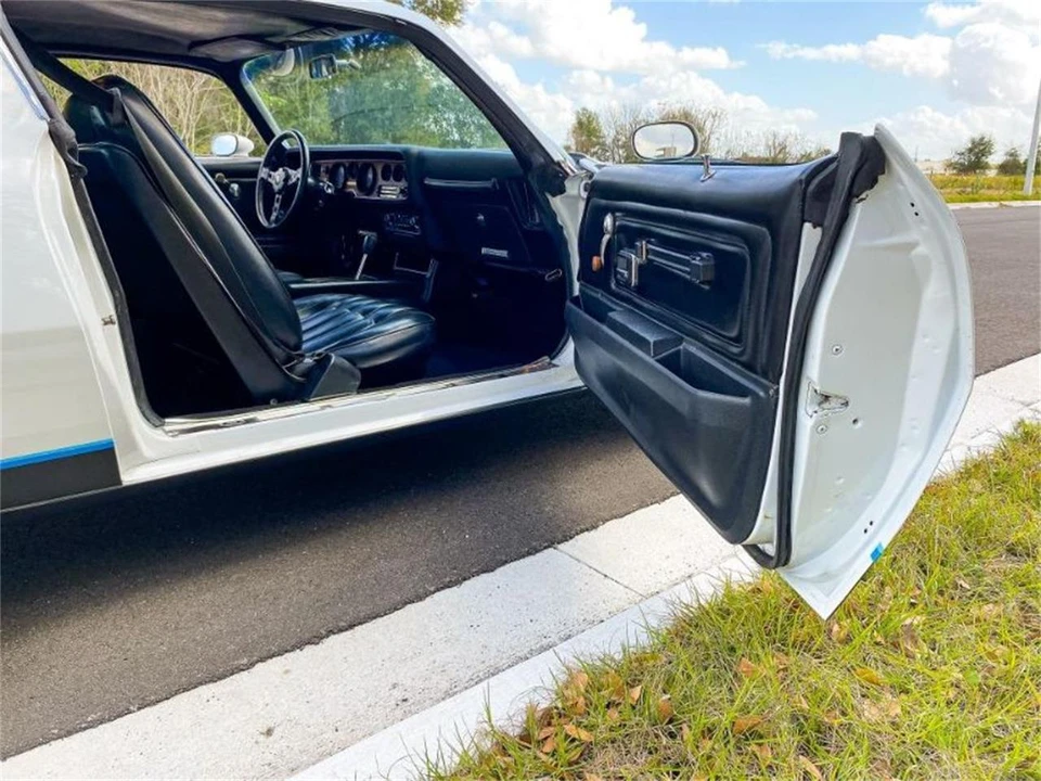 1977 Pontiac Firebird Formula 2nd Gen - Image 8 of 12