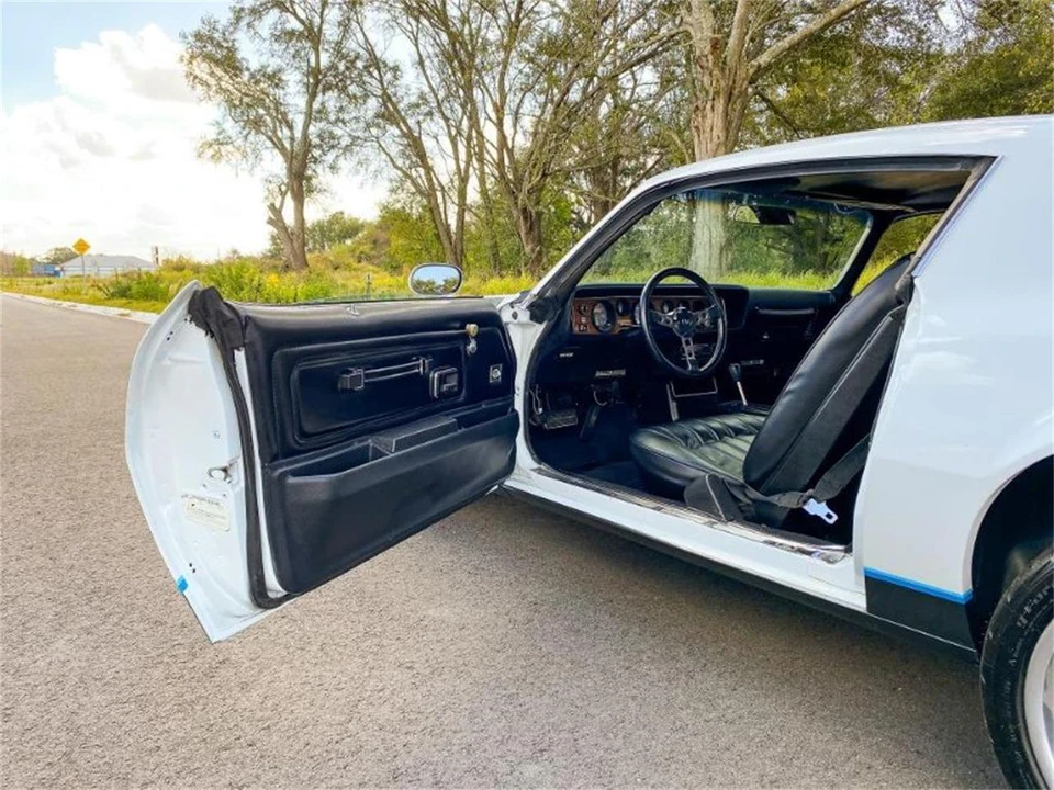 1977 Pontiac Firebird Formula 2nd Gen - Image 9 of 12