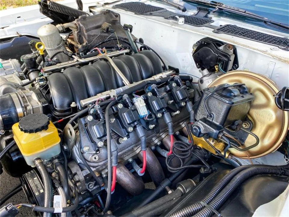 1977 Pontiac Firebird Formula 2nd Gen - Image 10 of 12