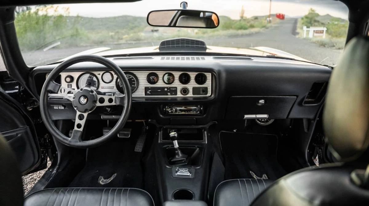 1977 Pontiac Firebird Formula 2nd Gen - Image 12 of 17