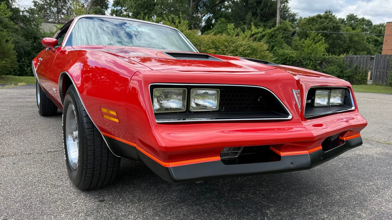 1977 Pontiac Firebird Formula 2nd Gen - Image 9 of 31