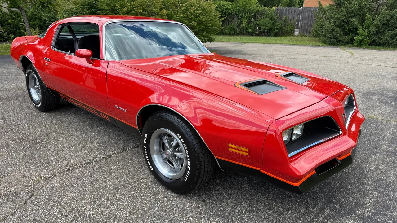 1977 Pontiac Firebird Formula 2nd Gen - Image 12 of 31