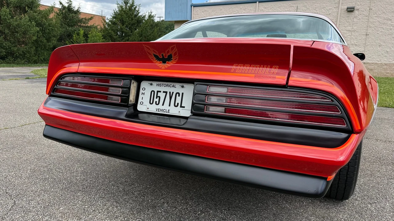 1977 Pontiac Firebird Formula 2nd Gen - Image 23 of 31
