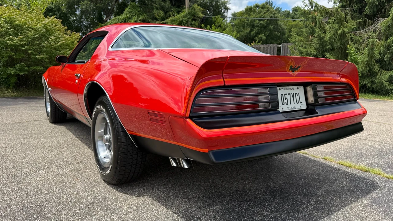 1977 Pontiac Firebird Formula 2nd Gen - Image 27 of 31