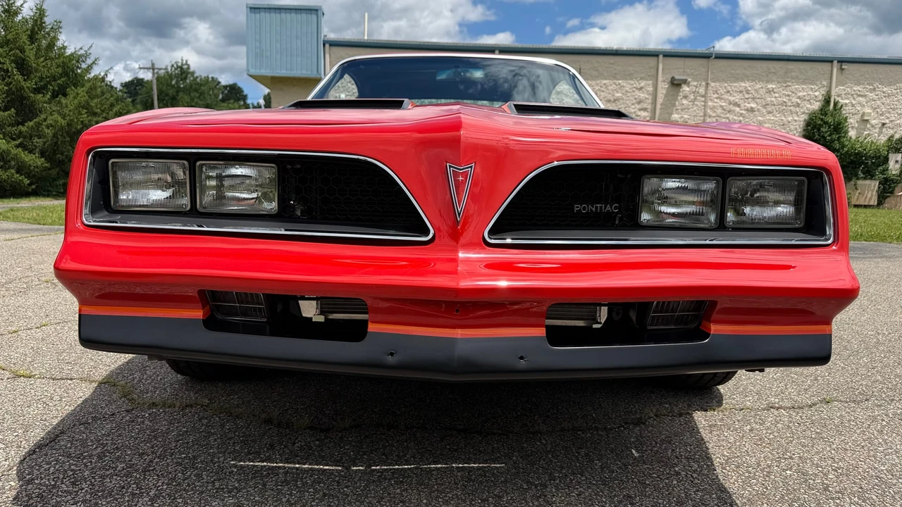 1977 Pontiac Firebird Formula 2nd Gen - Image 8 of 31