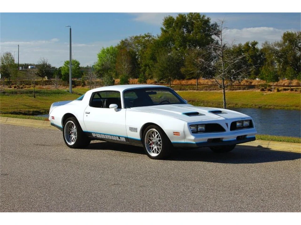 1977 Pontiac Firebird 2nd Gen - Image 5 of 13