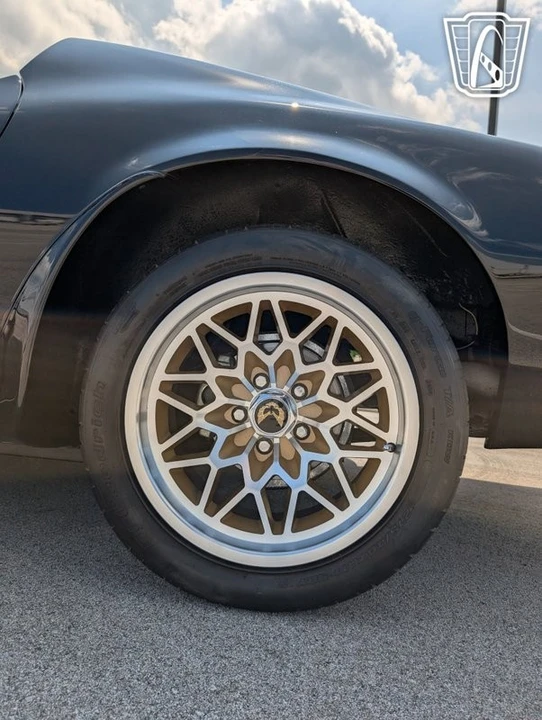 1977 Pontiac Firebird Trans Am 2nd Gen - Image 28 of 31