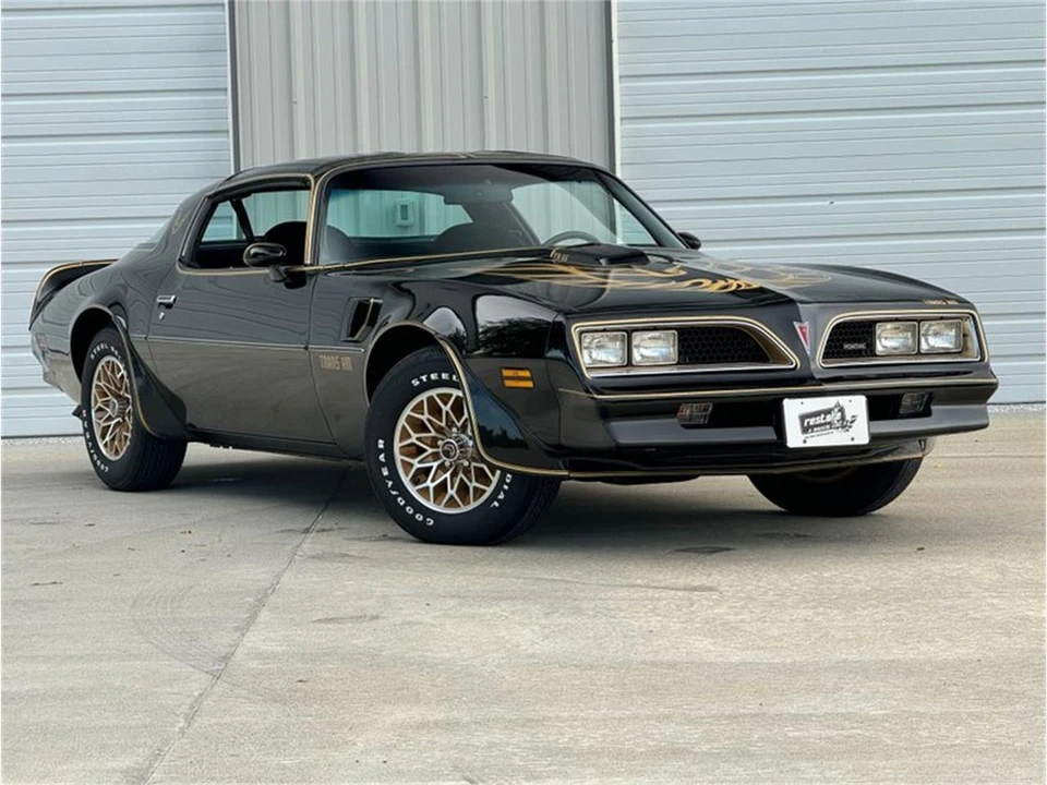 1977 Pontiac Firebird Trans Am 2nd Gen - Image 6 of 31
