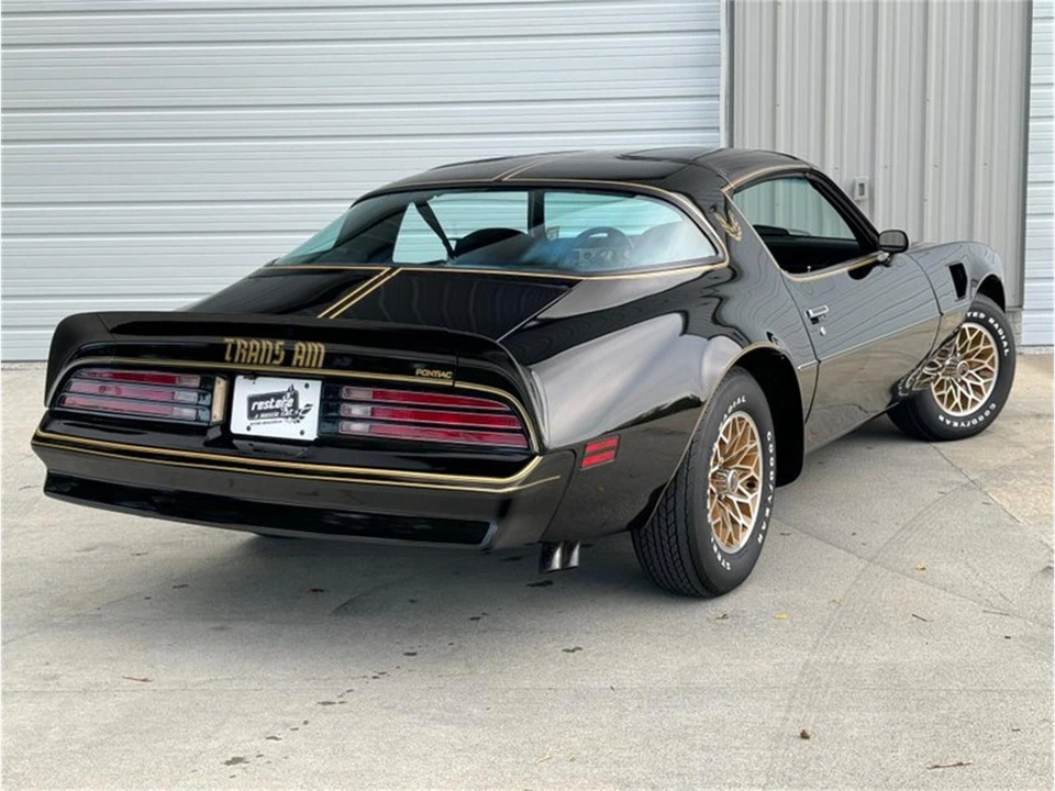 1977 Pontiac Firebird Trans Am 2nd Gen - Image 17 of 31