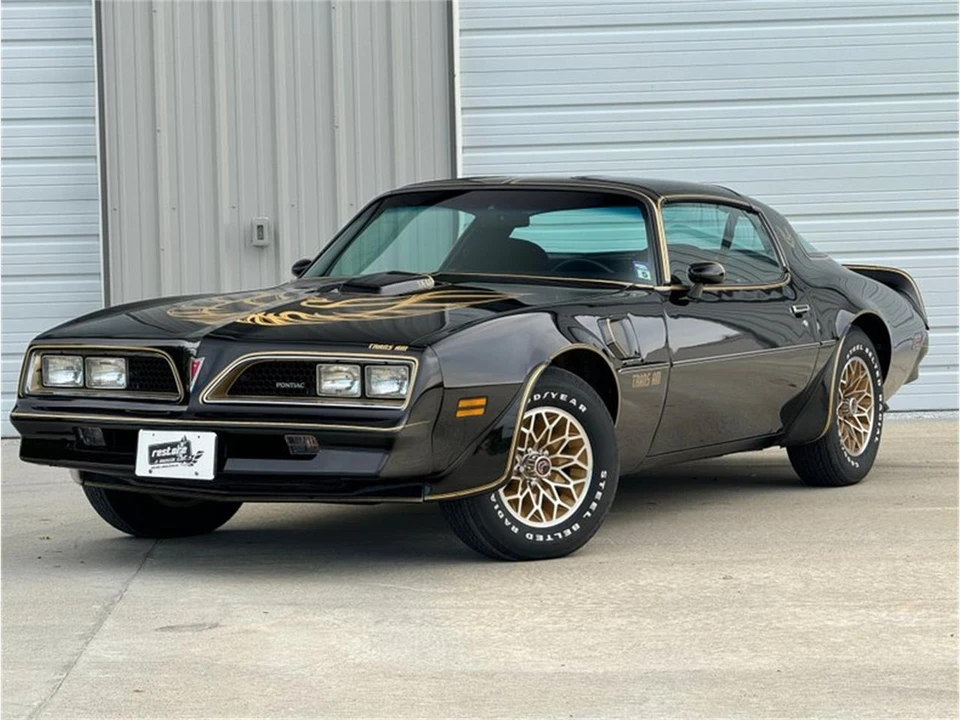 1977 Pontiac Firebird Trans Am 2nd Gen - Image 12 of 31