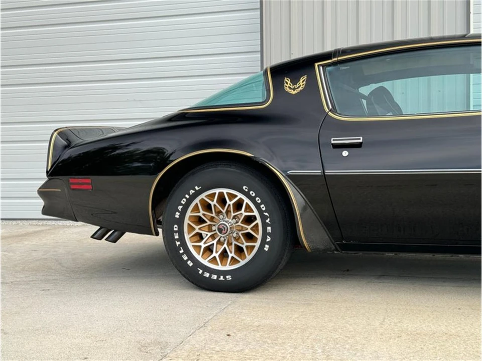 1977 Pontiac Firebird Trans Am 2nd Gen - Image 19 of 31