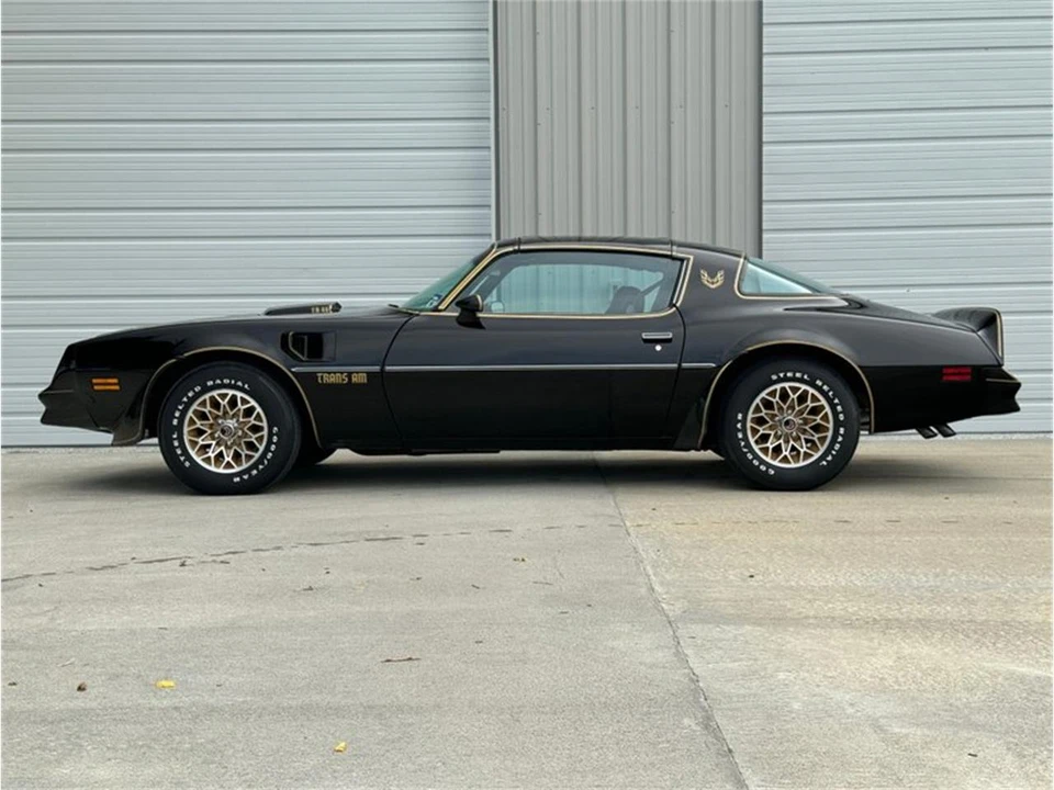 1977 Pontiac Firebird Trans Am 2nd Gen - Image 24 of 31