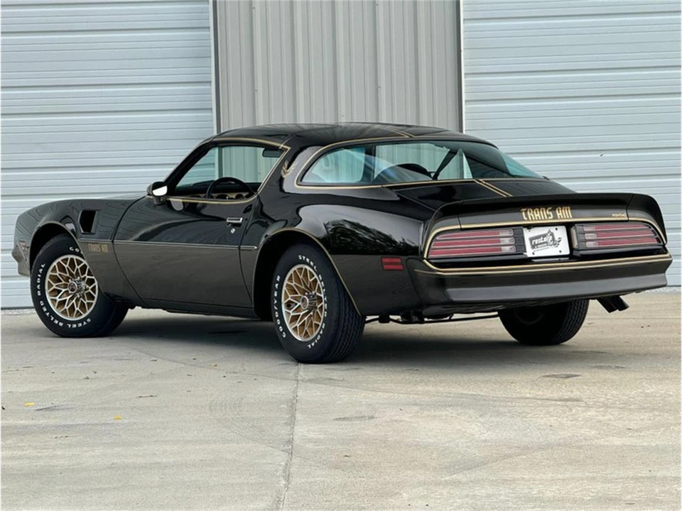 1977 Pontiac Firebird Trans Am 2nd Gen - Image 14 of 31