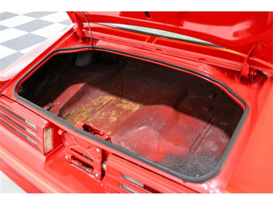 1977 Pontiac Firebird Trans Am 2nd Gen - Image 17 of 27