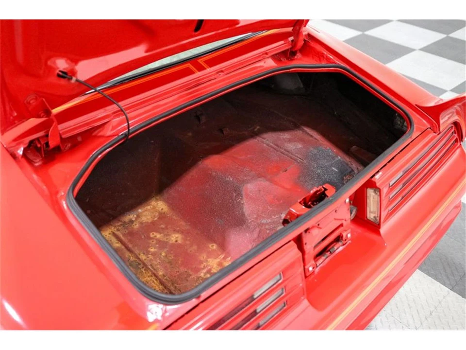 1977 Pontiac Firebird Trans Am 2nd Gen - Image 19 of 27