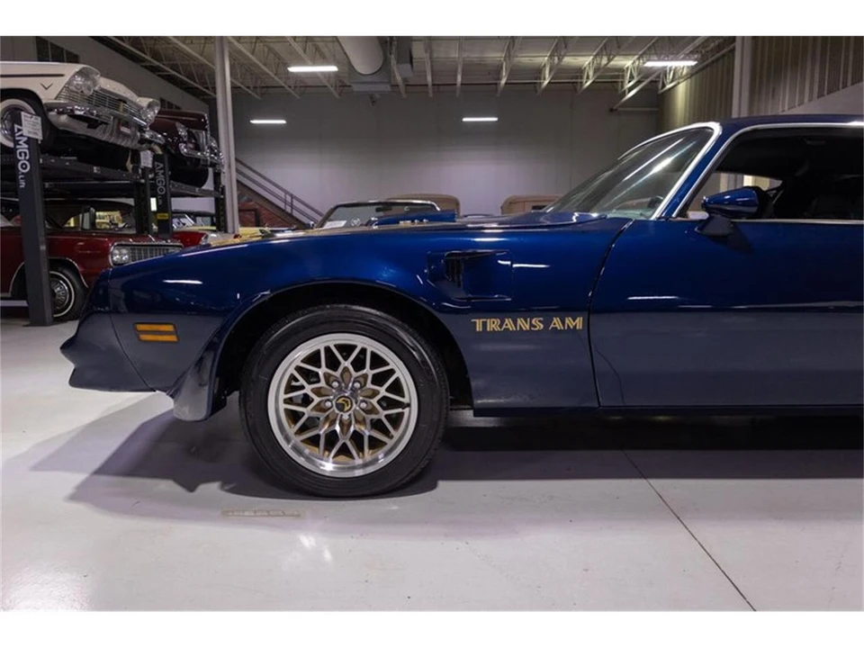 1977 Pontiac Firebird Trans Am 2nd Gen - Image 19 of 31