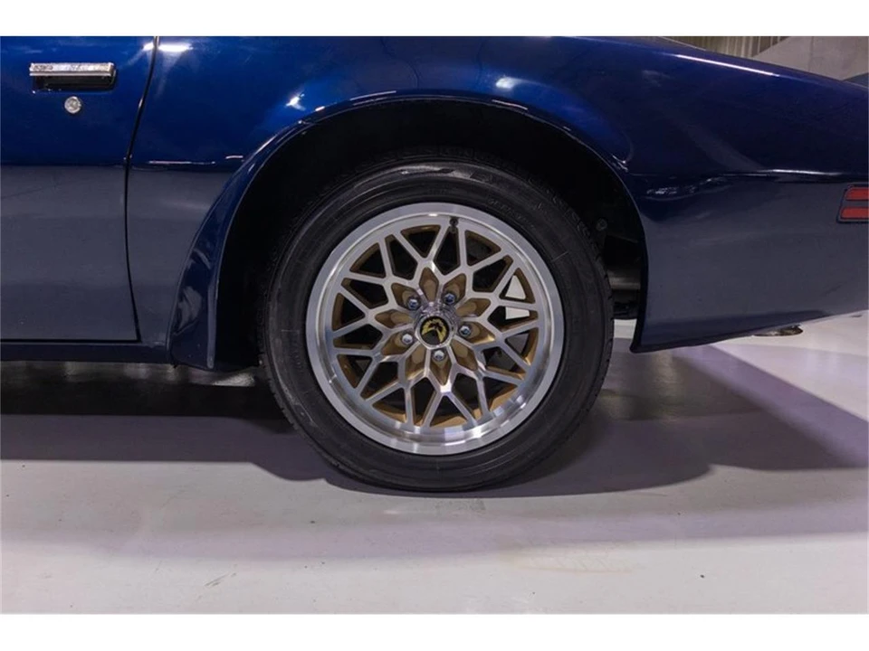 1977 Pontiac Firebird Trans Am 2nd Gen - Image 22 of 31