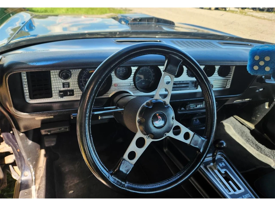 1977 Pontiac Firebird Trans Am 2nd Gen - Image 19 of 31