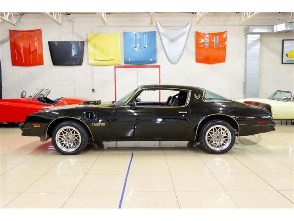 1977 Pontiac Firebird Trans Am 2nd Gen - Image 4 of 31