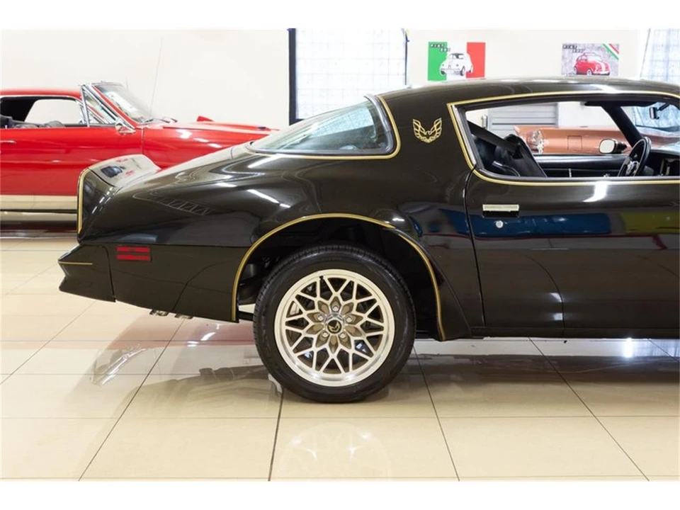 1977 Pontiac Firebird Trans Am 2nd Gen - Image 22 of 31