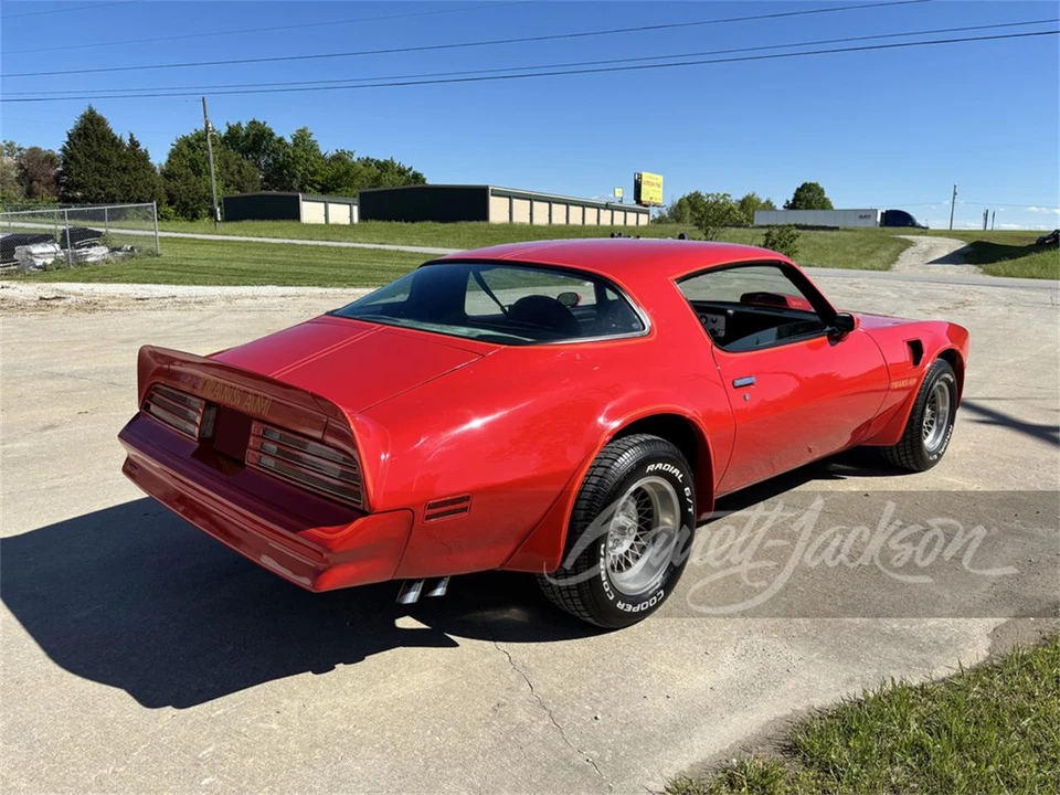 1977 Pontiac Firebird Trans Am 2nd Gen - Image 3 of 5