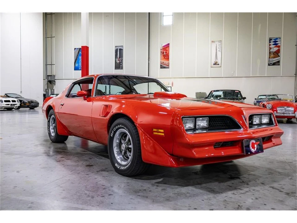 1977 Pontiac Firebird Trans Am 2nd Gen - Image 9 of 31