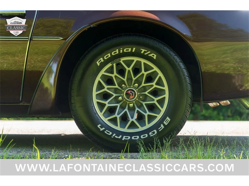 1977 Pontiac Firebird Trans Am 2nd Gen - Image 29 of 31