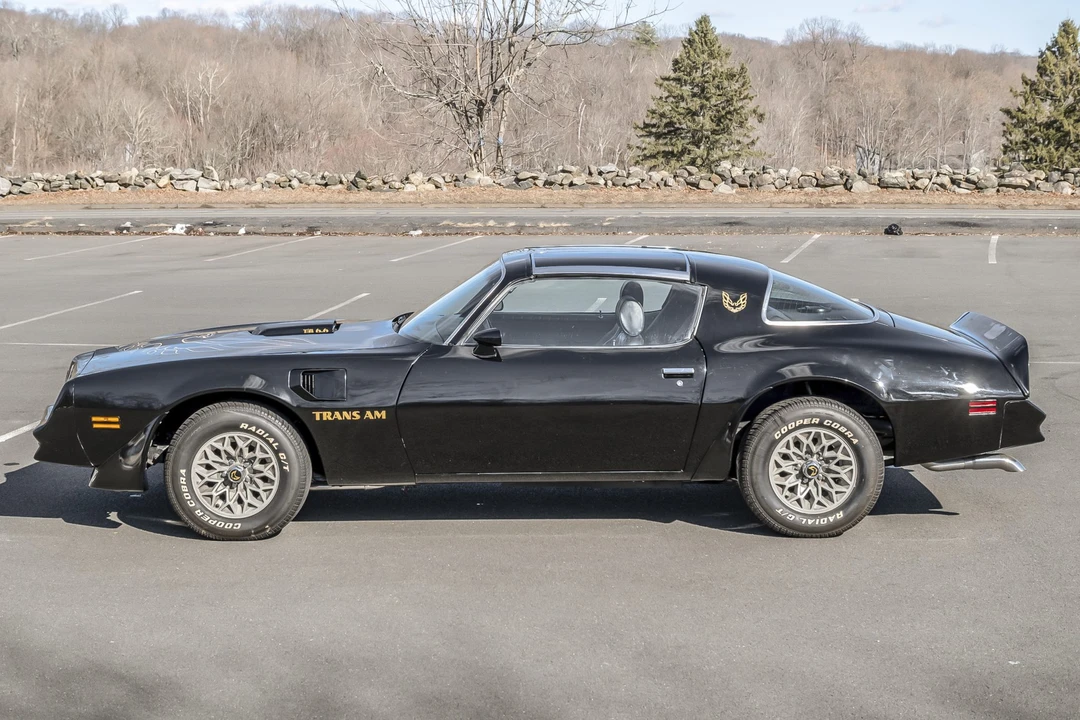 1977 Pontiac Firebird Trans Am 2nd Gen - Image 11 of 31