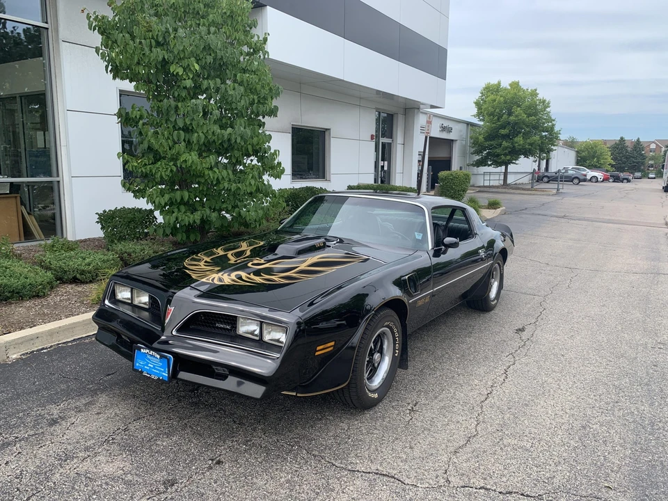 1977 Pontiac Firebird Trans Am 2nd Gen - Image 6 of 31