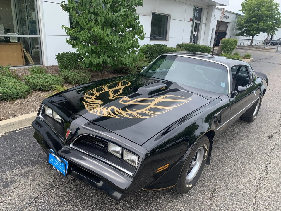 1977 Pontiac Firebird Trans Am 2nd Gen - Image 5 of 31